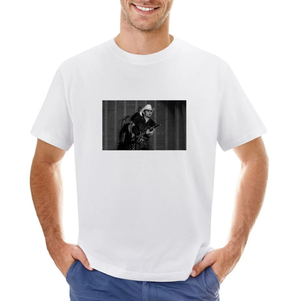 Brad Paisley Tshirt (All Colors Available) Asian Size Men T-Shirt