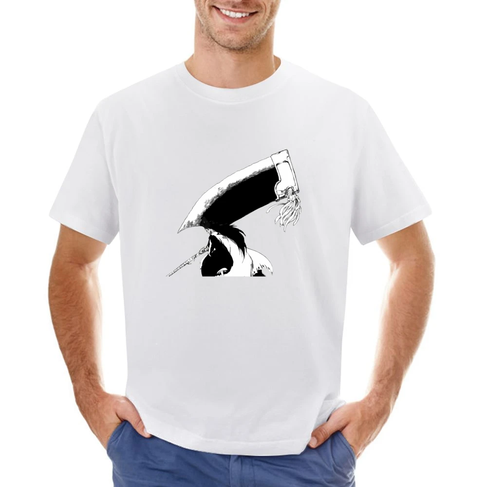 Kenpachi Zaraki captain of the 11th Division in the Gotei 13 bleach an Asian Size Men T-Shirt